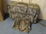 (UPBR2) 2 PC. AMERICAN FLYER LUGGAGE SET; INCLUDES SUITCASES & CARRY-ON BAG. GREEN FLOWER DESIGNED