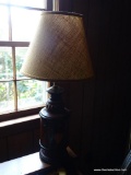 (SDRM) CERAMIC TABLE LAMP; DARK STAINED CERAMIC TABLE LAMP WITH A BALD EAGLE HOLDING AN AMERICAN