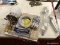 LOT OF ASSORTED HOME ACCESSORIES; 6 PIECE LOT OF HOME ACCESSORIES TO INCLUDE A GLASS LAMP, A THIN