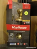 KWIKSET DOOR KNOB SET FOR KEYED ENTRY. NEW IN THE BOX READY TO INSTALL!