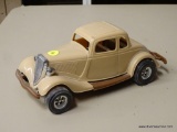 PLASTIC MODEL CAR; DURANT PLASTICS 1934 FORD VICTORIA MODEL CAR WITH 2 TONE BROWN PLASTIC.