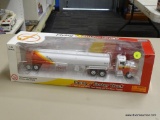 FLYING J TANKER TRUCK; DIECAST KENWORTH T800 TRUCK WITH HEIL 9200-DTS3 TANK TRAILER. SCALE 1:50.