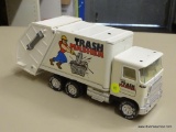 TRASH MASHER DUMP TRUCK; NYLINT 1988 TRASH MASHER DISPOSAL SERVICE TOY DUMP TRUCK WITH AN OPENING