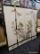 (R4) ORIENTAL FOLDING SCREEN; BEAUTIFUL 4 PANEL FOLDING SCREEN WITH A DIFFERENT SCENE ON EITHER