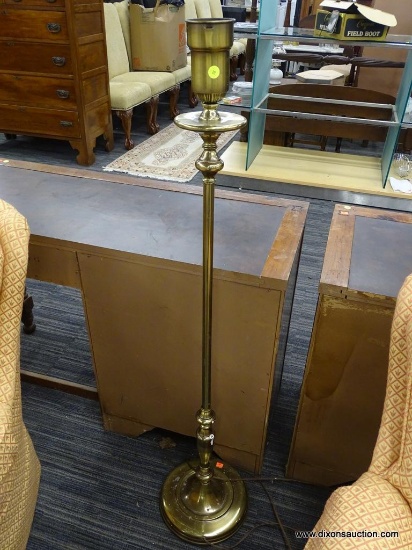 FLOOR LAMP; METAL FLOOR LAMP WITH TURNED METAL DETAILING ALONG THE BOTTOM AND TOP WITH FAN DETAILING