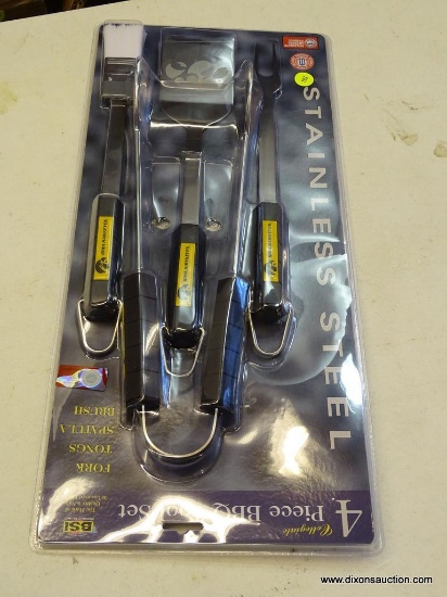 BSI IOWA HAWKEYES BBQ TOOL SET; BSI COLLEGIATE 4 PIECE IOWA HAWKEYES STAINLESS STEEL BBQ TOOL SET TO