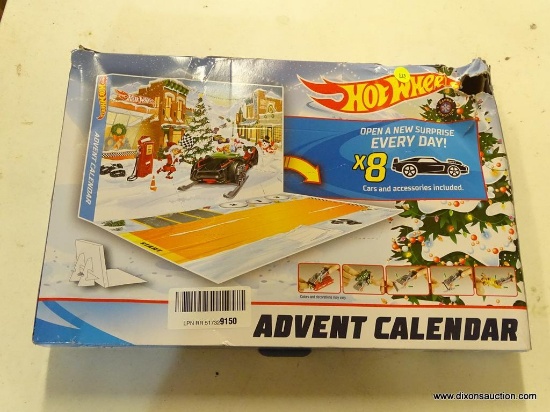 HOT WHEELS ADVENT CALENDAR; HOT WHEELS 2019 ADVENT CALENDAR WITH 8 CARS. ITEM NO. FYN46. COMES IN