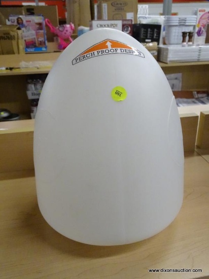POULTRY WATERER TOP; 2.5 GALLON TOP TO THE K&H HEATED THERMO POULTRY WATERER. ONLY THE WATER JUG.