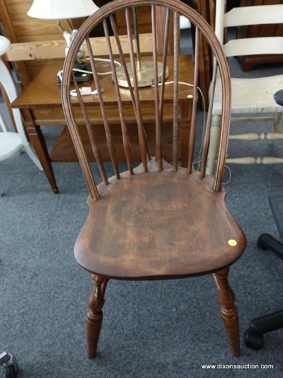 (R4) VINTAGE CHAIR; MAHOGANY BRACE BACK WINDSOR CHAIR; MEASURES 17 IN X 19 IN X 35 IN.