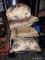 (WALL) DECORATIVE PILLOWS; LOT OF 4 DECORATIVE ACCENT PILLOWS IN GOOD CONDITION. GREAT FOR SPRUCING