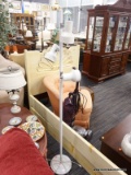 (R3) WHITE FLOOR LAMP; METAL 3 ROTATING SOCKET FLOOR LAMP WITH A ROUND BASE. MEASURES 5 FT 5 IN