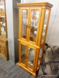 (R4) OAK DISPLAY CABINET; HAS DENTAL MOLDING AND REEDED SIDES WITH 2 TOP GLASS DOORS AND 2 BOTTOM