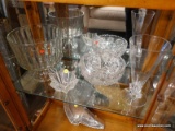 (R4) LOT OF DECORATIVE GLASS; 4 PIECE LOT OF DECORATIVE GLASS TO INCLUDE A LARGE FRUIT BOWL, A STAR