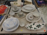 (TABLE) LOT OF ASSORTED CHINA; LOT INCLUDES 10 SPODE COPELAND CHINA PLATES, IRONSTONE PLATES, TUSCAN