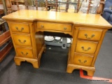 (R2) KNEE-HOLE DESK; WOODEN DESK WITH A DOVETAIL DRAWER ABOVE THE KNEE HOLE AND 3 DOVETAIL DRAWERS