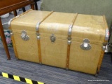 (R3) TRUNK AND CONTENTS; TRUNK HAS 2 LOCKING LATCHES AND A MIDDLE LATCH. ALSO HAS WOODEN STRAPS WITH