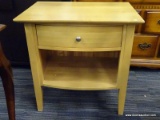(R3) NIGHT STAND; PINE NIGHT STAND WITH 1 DRAWER AND LOWER STORAGE AREA. IS IN EXCELLENT CONDITION