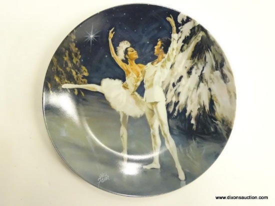 NUTCRACKER BALLET PLATE; "THE SNOW KING AND QUEEN" 1979 VILETTA DECORATIVE PLATE BY SHELL FISHER