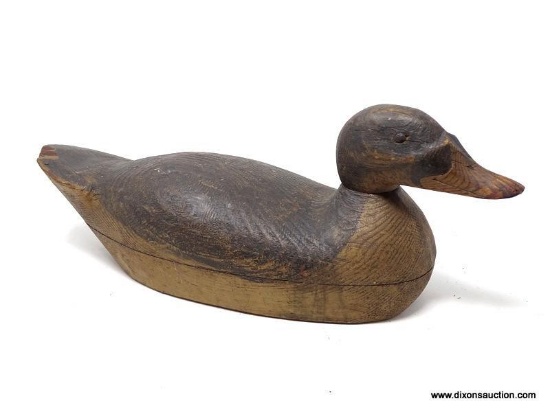 MASON, MASON STYLE DECOY. HOLLOW CARVED. TACK EYES. GOOD EARLY ORIGINAL PAINT. 2 PART BODY. PEGGED