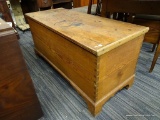 (R2) 6-PANEL BLANKET CHEST; HEART PINE, DOVETAIL CONSTRUCTED BLANKET CHEST WITH A KEY LOCK (MISSING