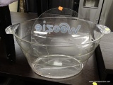 (R4) ICE BUCKET AND GLASS SHEET; 2 PIECE LOT TO INCLUDE A PLASTIC WOOZIE ICE BUCKET WITH 2 HANDLES