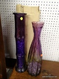 (R1) PURPLE GLASS VASES; 2 PIECE LOT OF PURPLE GLASS VASES TO INCLUDE A DARKER PURPLE BAMBOO SHAPED