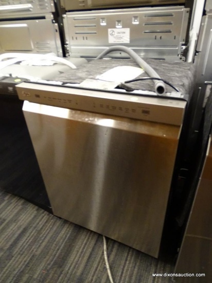 LG QUADWASH 48-DECIBEL BUILT-IN DISHWASHER (STAINLESS STEEL) (COMMON: 24 INCH; ACTUAL: 23.75-IN)