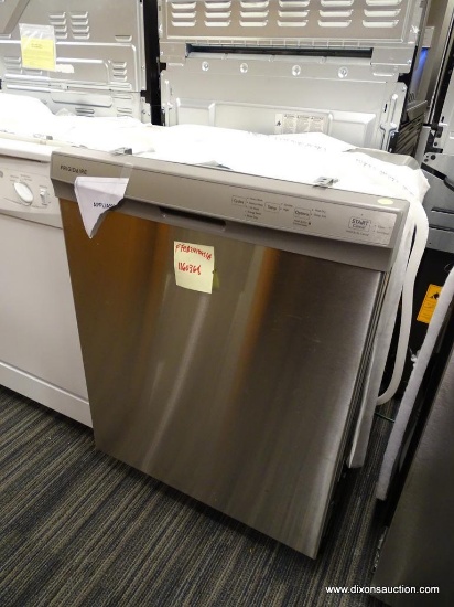 FRIGIDAIRE 55-DECIBEL BUILT-IN DISHWASHER (STAINLESS STEEL) ENERGY STAR. THREE SEPARATE SPRAY ARMS