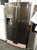 SAMSUNG 4-DOOR FLEX 22.6-CU FT 4-DOOR COUNTER-DEPTH FRENCH DOOR REFRIGERATOR WITH ICE MAKER (BLACK