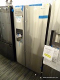 WHIRLPOOL 20.6-CU FT COUNTER-DEPTH SIDE-BY-SIDE REFRIGERATOR WITH ICE MAKER (FINGERPRINT-RESISTANT