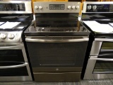 GE SMOOTH SURFACE 5 ELEMENTS 5.3-CU FT SELF-CLEANING CONVECTION FREESTANDING ELECTRIC RANGE