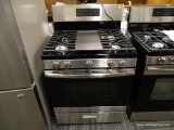 GE 5 BURNERS 5-CU FT FREESTANDING GAS RANGE (STAINLESS STEEL). EDGE-TO-EDGE COOKTOP - A LARGE
