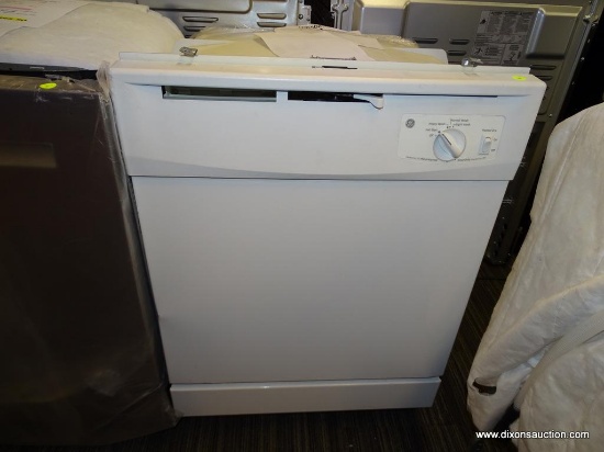 GE 64-DECIBEL AND HARD FOOD DISPOSER BUILT-IN DISHWASHER (WHITE). BRIGHT AND EASY TO MATCH, THIS