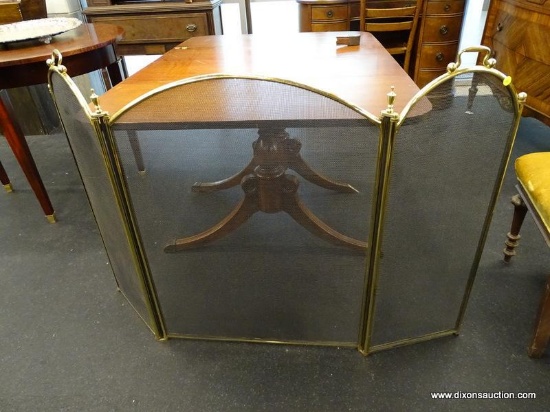 (R1) FIREPLACE SCREEN; TRI FOLDING ARCHED FIREPLACE SCREEN WITH BRASS FINISHED FRAME AND METAL WIRE