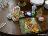 (R4) LOT OF ASSORTED KNICK KNACKS; 12 PIECE LOT TO INCLUDE A PINK GLASS VASE, A PORCELAIN BOY