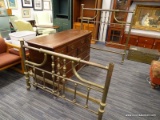 (R4) BRASS FULL SIZED BED; HAS TURNED POLE DETAILED, BANNISTER BACK HEAD AND FOOTBOARD. COMES WITH 2