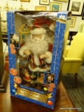 (R4) SANTA WIND UP PUPPETEER; HOLIDAY DECOR, TRADITIONAL WIND UP, ANIMATED, MUSICAL, COLLECTABLE