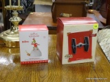 (R4) HALLMARK KEEPSAKE CHRISTMAS ORNAMENTS; 2 PIECE LOT TO INCLUDE A DR. SEUSS HOW THE GRINCH STOLE