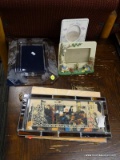 (R4.5) LOT OF PICTURE FRAMES AND ART; 5 PIECE LOT TO INCLUDE A COLONIAL FAMILY GATHERING PRINT, AN