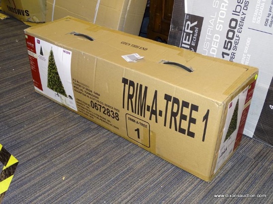 (R1) HOLIDAY LIVING HL 6.5-FT 250-CCL SENECA TREE. COMES IN ORIGINAL, OPENED BOX. MODEL NO.