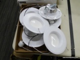 (R3) BOX LOT OF LED RETROFIT LIGHTS; 6 PIECE LOT TO INCLUDE MATCHING LED RETROFIT LUMINAIRE LIGHTS.