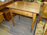 LATE 1800'S 1 DRAWER WORK TABLE; WOODEN, SINGLE DRAWER WORK TABLE WITH TWO KNOBS AND TURNED LEGS.