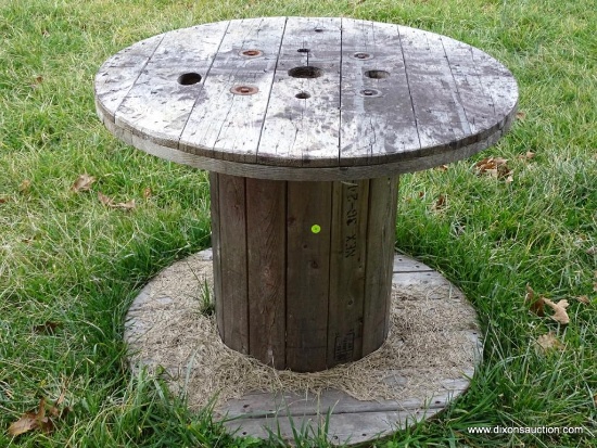 (OUT) WOODEN WIRE SPOOLS; ONE OF A PAIR OF LARGE WOODEN WIRE SPOOLS. PERFECT FOR USE AS AN OUTDOOR