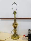 (GAR) BRASS TABLE LAMP; CANDLESTICK STYLE BRASS TABLE LAMP. MISSING SHADE. MEASURES 2' 3