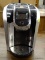 (R2) KEURIG COFFEE POD MAKER; KEURIG 2.0 COFFEE MAKER FOR COFFEE PODS.