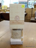 (R3) GREENLEAF REED DIFFUSER; HENDERSON CERAMIC REED DIFFUSER WITH FLOWER EMBLEM AND ZIG ZAG PATTERN