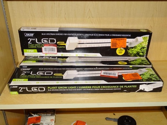 (R5) LOT OF FEIT ELECTRIC 2 FT PLANT GROW LIGHTS; 3 PIECE LOT OF 19W, INDOOR, LED, LINKABLE, NON