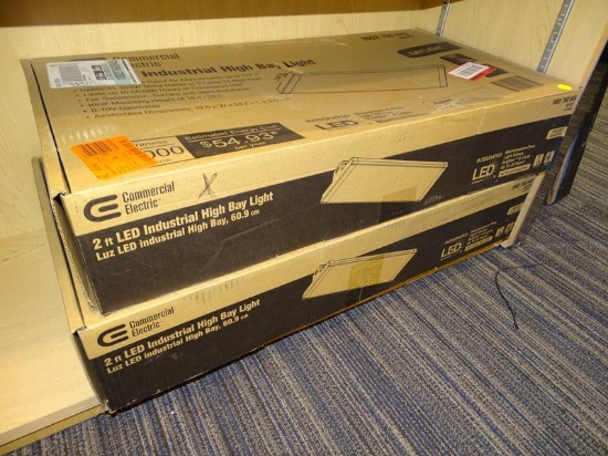 (R6) PAIR OF COMMERCIAL ELECTRIC 2 FT LED INDUSTRIAL HIGH BAY LIGHT DAYLIGHTS, WHITE IN COLOR.
