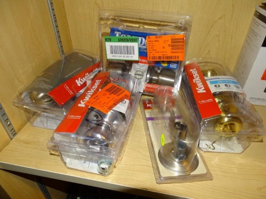 (R8) LOT OF ENTRY HARDWARE; 5 PIECE LOT OF ENTRY HARDWARE TO INCLUDE A TOLEDO FINE LOCKS MALAGA
