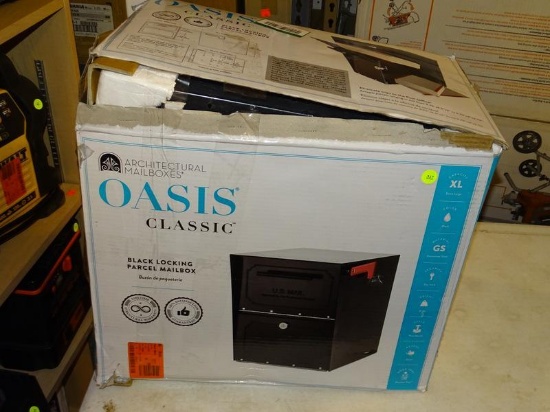 (R8) ARCHITECTURAL MAILBOXES, EXTRA LARGE CAPACITY, OASIS CLASSIC STYLE, LOCKING PARCEL MAILBOX WITH